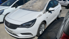 Opel (N) ASTRA 1.6 CDTI BUSINESS BERLINA CON PORTÓN 110CV - Accidentado 1/19