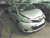 Toyota (n) YARIS 1.0 LIVE 69CV - Accidentado 1/11