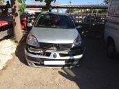 Renault (p.) Clio 1.4 16V 98CV - Accidentado 1/4