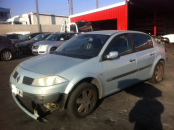 Renault (n) Megane Sedan 1.6 115CV - Accidentado 1/11