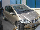 Mercedes-Benz (n)BENZ A 170 ELEGANCE 116CV - Accidentado 1/11