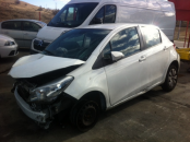 Toyota (n) YARIS ACTIVE 90CV - Accidentado 1/22