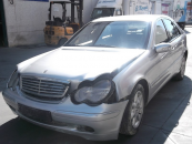 Mercedes-Benz (n) C 270 CDI ELEGANCE 177CV - Accidentado 1/15