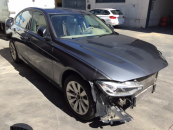 BMW (IN) 320D 184CV - Accidentado 1/24